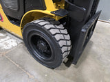 2017 CATERPILLAR GP30N 6000 LB LP GAS FORKLIFT PNEUMATIC 84/186" 3 STAGE MAST PNEUMATIC TIRE SIDE SHIFTER 2742 HOURS STOCK # BF9141749-ILE