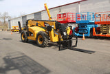2019 CATERPILLAR TL943D 9000 LB DIESEL TELESCOPIC FORKLIFT TELEHANDLER PNEUMATIC 4WD ENCLOSED CAB WITH HEAT AND AC OUTRIGGERS 1799 HOURS STOCK # BF9798579-NLE