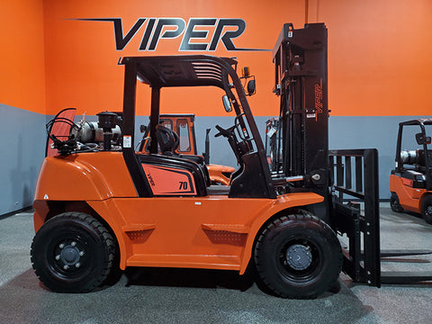 IN STOCK 2025 VIPER FY70 15500 LB LP GAS FORKLIFT PNEUMATIC 108/189" 3 STAGE MAST SIDE SHIFTER BRAND NEW STOCK # BF9698329-ILIL - United Lift LLC