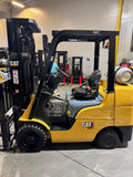 2021 CATERPILLAR/MITSUBISHI FGC33N 6500 LB LP GAS FORKLIFT CUSHION 88/185 3 STAGE MAST SIDE SHIFTER UNDER 892 HOURS STOCK # BF9155479-BUF - United Lift LLC