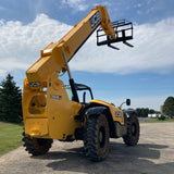 2015 JCB 509-42 9000 LB DIESEL TELESCOPIC FORKLIFT TELEHANDLER PNEUMATIC 4WD OPEN CAB 3004 HOURS STOCK # BF9648599-WIB - United Lift Equipment LLC