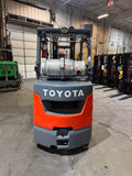 2022 TOYOTA 8FGCU30 LP GAS FORKLIFT 986 HOURS TREADED CUSHION TIRES 94/199 3 STAGE MAST SIDE SHIFTER STOCK # BF9125789-BUF - United Lift LLC