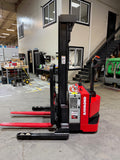 2013 RAYMOND RSS40 4000 LB ELECTRIC FORKLIFT WALKIE STACKER 86/128" 2 STAGE MAST CUSHION SIDE SHIFTER 3316 HOURS STOCK # BF943189-BUF - United Lift LLC