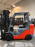 2019 TOYOTA 8FGCU32 6500 LB LP GAS FORKLIFT CUSHION 86/187" 3 STAGE MAST 952 HOURS SIDE SHIFTING FORK POSITIONER PLUMBED 4 WAYS TO CARRIAGE STOCK # BF9135829-BUF