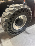 2016 JLG 1255 12000 LB DIESEL TELESCOPIC FORKLIFT TELEHANDLER SOLID AIR BOSS TIRES 4WD OUTRIGGERS CAB WITH HEAT & AC 1765 HOURS STOCK # BF9615139-BUF - United Lift LLC