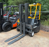 2018 COMBILIFT CB6000 6000 LB LP GAS FORKLIFT CUSHION 86/195" 3 STAGE MAST SIDE SHIFTING FORK POSITIONER 4911 HOURS STOCK # BF9469539-NCB