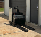 CROWN PR3020-60 6000 LB ELECTRIC WALKIE PALLET JACK CUSHION 77 HOURS STOCK # BF942499-ARB - United Lift Equipment LLC