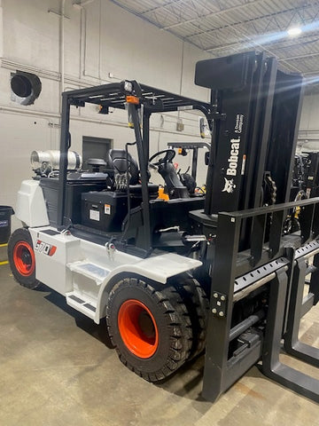 2024 BOBCAT/DOOSAN G70S-7 15500 LB LP GAS FORKLIFT PNEUMATIC 100/179" 3 STAGE MAST SIDE SHIFTING FORK POSITIONER 4 WAY PLUMBING TO CARRIAGE STOCK # BF9925179-NLOH - United Lift LLC