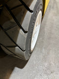 2024 YALE GLC060VX 6000 LB LP GAS FORKLIFT CUSHION 97/211" 3 STAGE MAST SIDE SHIFTER 612 HOURS STOCK # BF9117549-BUF