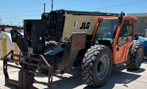 2019 JLG 1055 10000 LB DIESEL TELESCOPIC FORKLIFT 4WD ENCLOSED CAB WITH HEAT AND A/C OUTRIGGERS 2048 HOURS STOCK # BF91131169-NLE - United Lift LLC