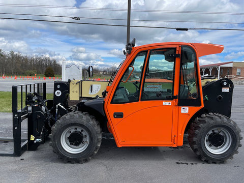 2024 JLG G5-18A 5500 LB DIESEL TELESCOPIC FORKLIFT 4WD ENCLOSED CAB HEAT/AC BRAND NEW STOCK # BF9749119-PAB - United Lift LLC