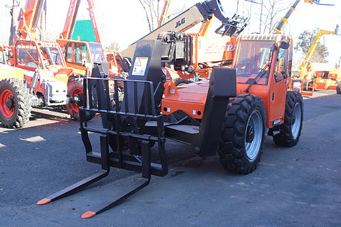 2019 JLG SKYTRAK 10054 10000 LB DIESEL TELESCOPIC FORKLIFT TELEHANDLER PNEUMATIC 4WD OUTRIGGERS ENCLOSED CAB WITH HEAT 2764 HOURS STOCK # BF9897569-NLE - United Lift LLC