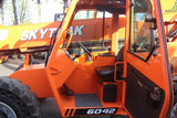 2015 SKYTRAK 6042 6000 LB DIESEL TELESCOPIC FORKLIFT TELEHANDLER PNEUMATIC 4WD ENCLOSED HEATED CAB 2558 HOURS STOCK # BF9398719-NLE - United Lift LLC