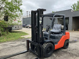 2021 TOYOTA 8FGU30 6000 LB LP GAS FORKLIFT PNEUMATIC 88/187" 3 STAGE MAST SIDE SHIFTER 5944 HOURS STOCK # BF9175499-BSOH