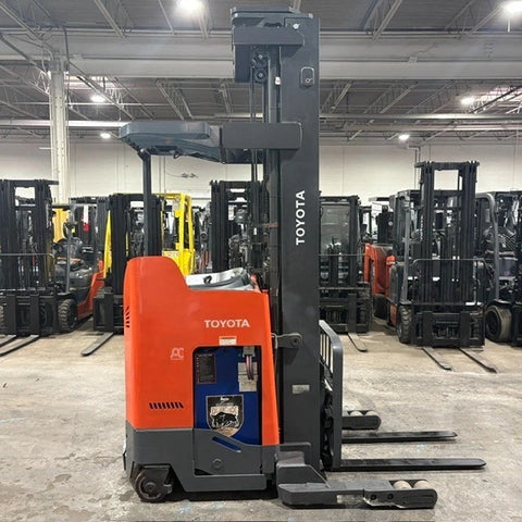 2019 TOYOTA 9BRU23 4500 LB 36 VOLT ELECTRIC DOCK STOCKER FORKLIFT 119/268" 3 STAGE MAST SIDE SHIFTER 1993 HOURS STOCK # BF9159129-MMOH