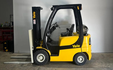 2006 YALE GLP040SVX 4000 LB LP GAS FORKLIFT PNEUMATIC 84/127" 2 STAGE MAST 4276 HOURS STOCK # BF9108389-ARB - United Lift LLC