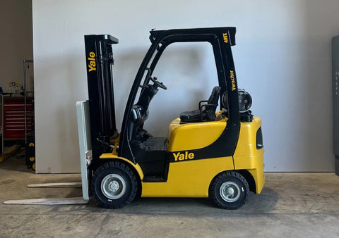 2007 YALE GLP040SVX 4000 LB LP GAS FORKLIFT PNEUMATIC 84/127" 2 STAGE MAST STOCK # BF9110469-ARB - United Lift LLC