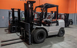 2021 VIPER FD50 11000 LB DIESEL FORKLIFT DUAL DRIVE PNEUMATIC 91/189" 3 STAGE MAST SIDE SHIFTING FORK POSITIONER STOCK # BF9502119-ILIL - United Lift Equipment LLC